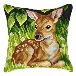 Best Sale 🎉 Crafting Spark (Wizardi) - Needlepoint Cushion Kit "Roe deer" 9566 🛒
