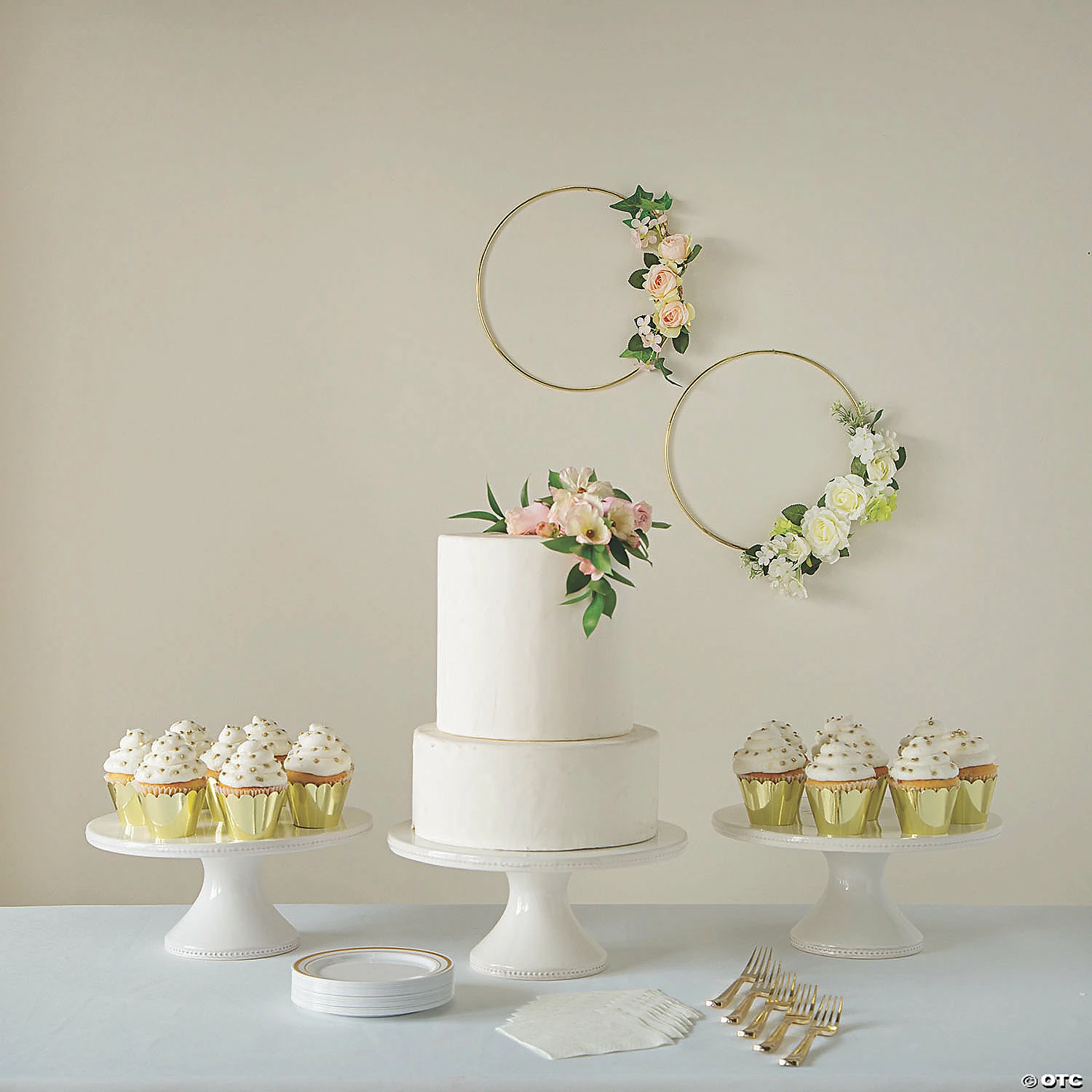 Brand new ๐ Gold Hoop Decoration with Peach Floral Accents ๐ 4 Brand new ๐ Gold Hoop Decoration with Peach Floral Accents ๐ - Image 2